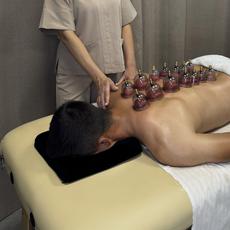 Обложка курса «Массаж спины: от основ до профессиональных техник» на Stepik