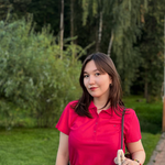 Лола Багонова