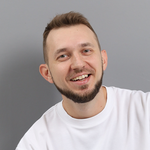 Владислав Комаров